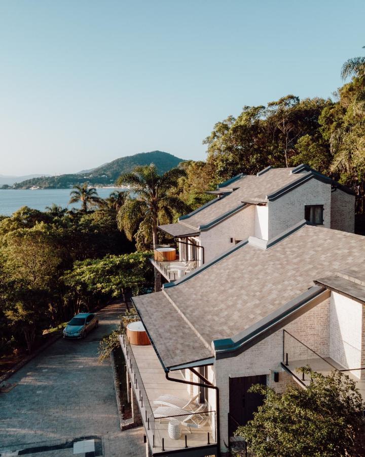 Naatooh Villa